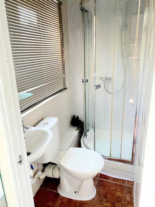 Evo A - Gravesend 1 Bedroom Apartment 외부 사진